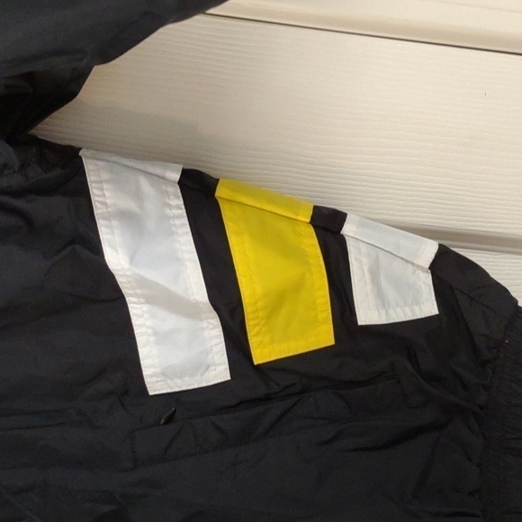 MEN'S Adidas Windbreaker Jacket - Picture 3 of 11